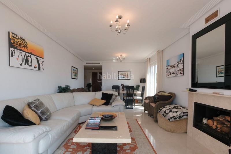 Foto b3add19d-f6f1-415e-8559-bd9adfc9c359. Ático  en urb.la mairena con vistas abiertas y al mar 3dorm.parking privado. en Ojén