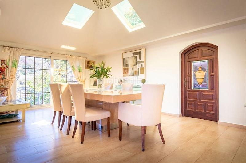 Foto 95ef10a9-048c-4e01-a283-3c94b25d8d74. Xalet amb piscina a altos de Estepona Estepona