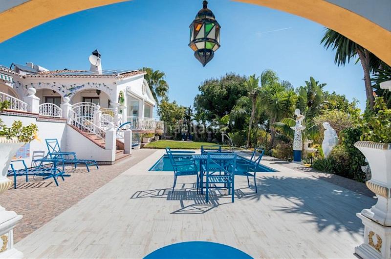 Foto d2ba5269-fff7-4651-97c9-d65d4d14d83b. Xalet amb piscina a altos de Estepona Estepona