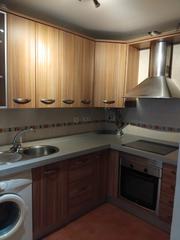 Appartement à Centro. Bajada de precio!!! piso 3 dormitorios y con ascensor en zona la