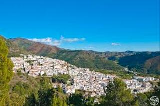 Appartement in Ojén. Piso de 2dorm.parking privado y piscina comunitario, como nuevo