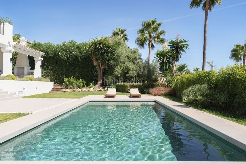 Foto 5ad9709b-6041-4022-b3c1-291137c7c26c. Xalet amb aparcament piscina a La Dama de Noche - La Alzambra Marbella