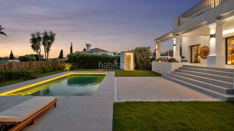 Foto 7d086050-d407-449d-a0f2-0d523ced49c5. Xalet amb aparcament piscina a La Dama de Noche - La Alzambra Marbella