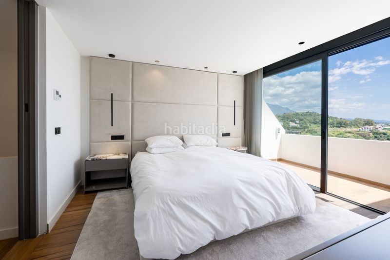 Foto 074e9734-a6a2-416a-80a5-1bc26c9d0f37. Casa adossada amb piscina a La Quinta Benahavís