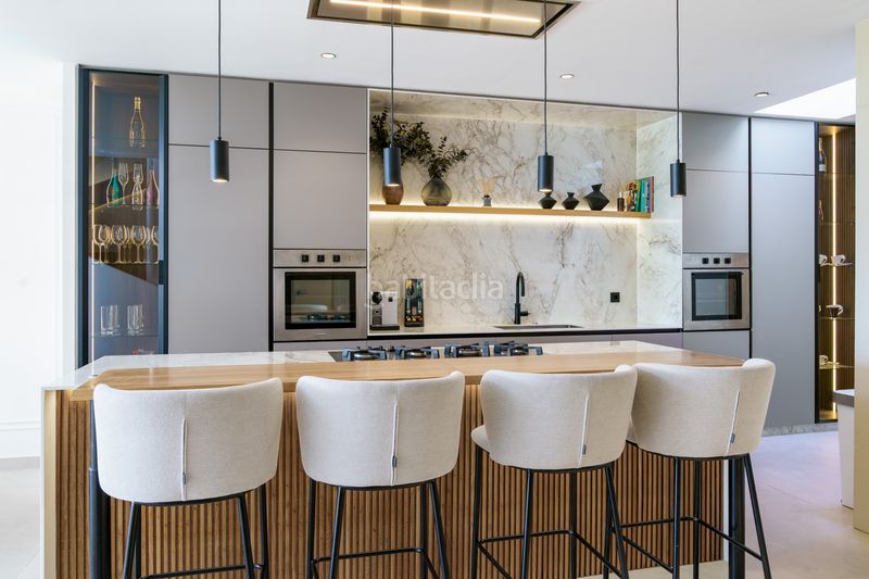 Foto 15bf1f43-2998-4333-8d7c-ff5ef547f4a3. Casa adossada amb piscina a La Quinta Benahavís