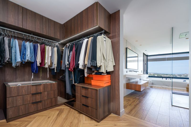 Foto 7b8926e9-e788-42f2-bd9a-124ccdbedf82. Casa adossada amb piscina a La Quinta Benahavís