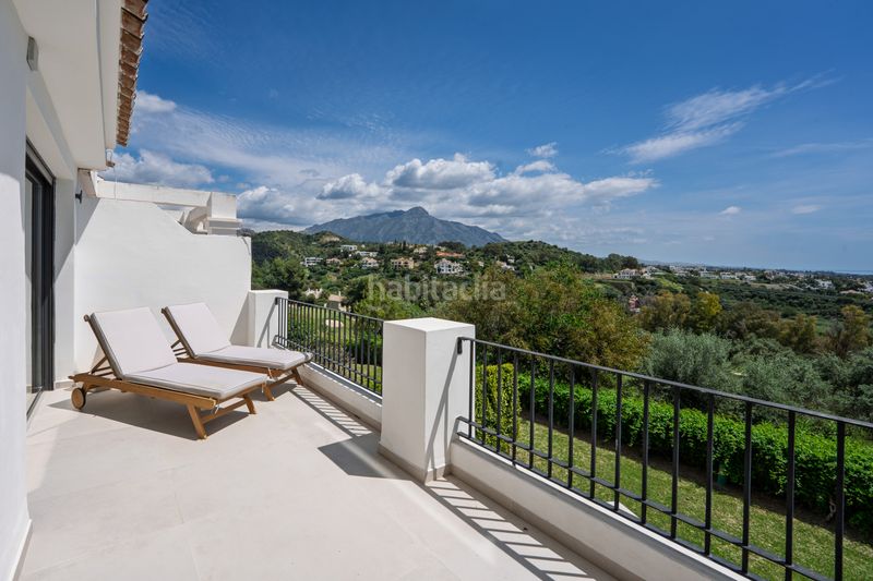 Foto 9f13fc64-ee31-4ecd-a921-483f92e5d2c9. Casa adossada amb piscina a La Quinta Benahavís