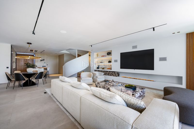 Foto ce5033a3-75e9-4e15-b477-85ff9832a1bb. Casa adossada amb piscina a La Quinta Benahavís