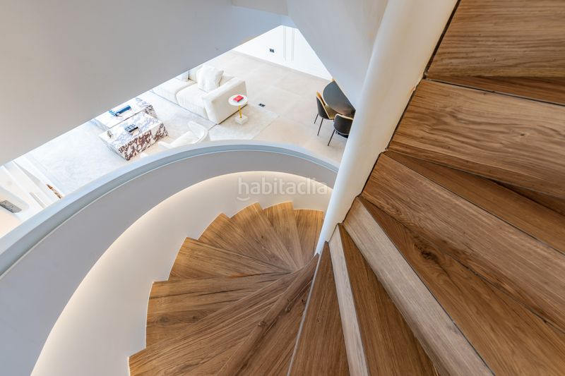 Foto d9766b0d-d90b-4fe2-aaaf-0f2d20188ad1. Casa adossada amb piscina a La Quinta Benahavís