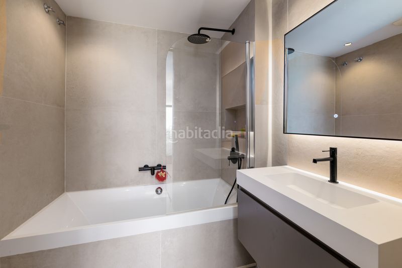 Foto da6b6173-7ffa-4d83-902a-80f2ce99c17c. Casa adossada amb piscina a La Quinta Benahavís