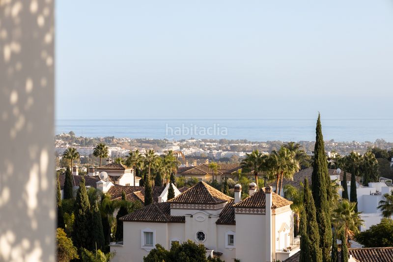 Foto 4d8269a2-19fa-455d-9522-098c26770e62. Apartament amb aparcament piscina a La Quinta Benahavís