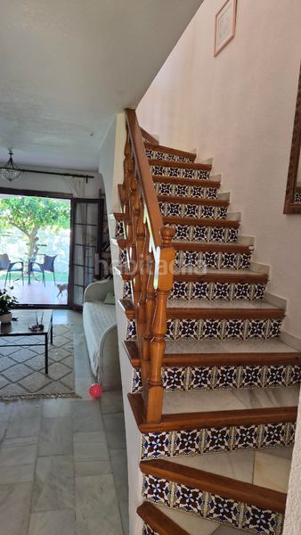 Foto 2988281a-ec00-44d1-98b1-a650780e9b17. Casa adossada amb piscina a Santa María Marbella