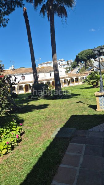 Foto 2dc5d854-215d-4391-93e1-275c286d0525. Casa adossada amb piscina a Santa María Marbella