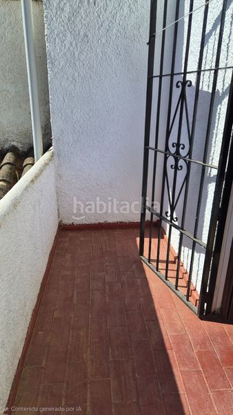 Foto 95d5da93-caeb-4a40-9466-55b5346783ce. Casa adossada amb piscina a Santa María Marbella