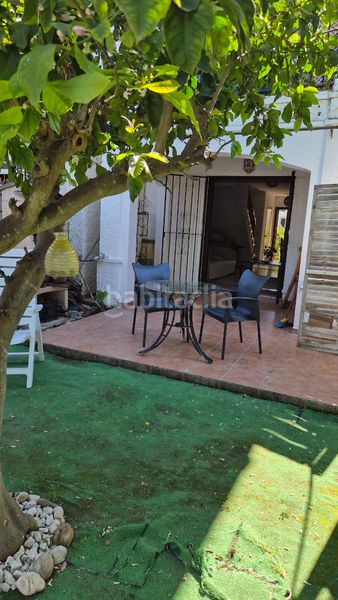 Foto d8bf57e1-0671-4cea-8169-96e5a50cf3e6. Casa adossada amb piscina a Santa María Marbella