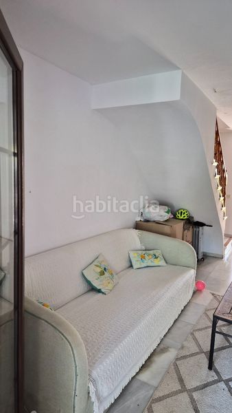 Foto e67b399b-2edd-4c30-a45d-441623974bc8. Casa adossada amb piscina a Santa María Marbella