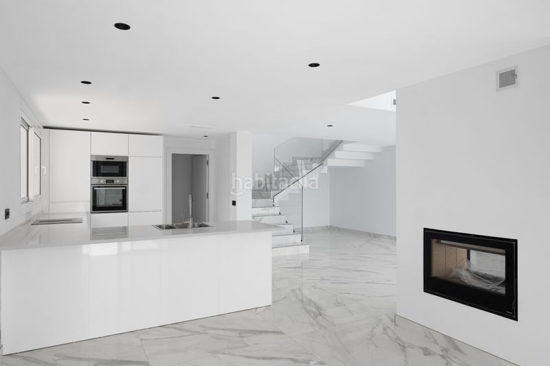 Foto 4d809b58-85fa-4d64-90f1-80c751bffa14. Xalet amb aparcament piscina a La Mairena Ojén