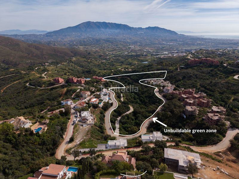 Foto 70145329-f697-43ca-ad2f-8943437ec423. Xalet amb aparcament piscina a La Mairena Ojén