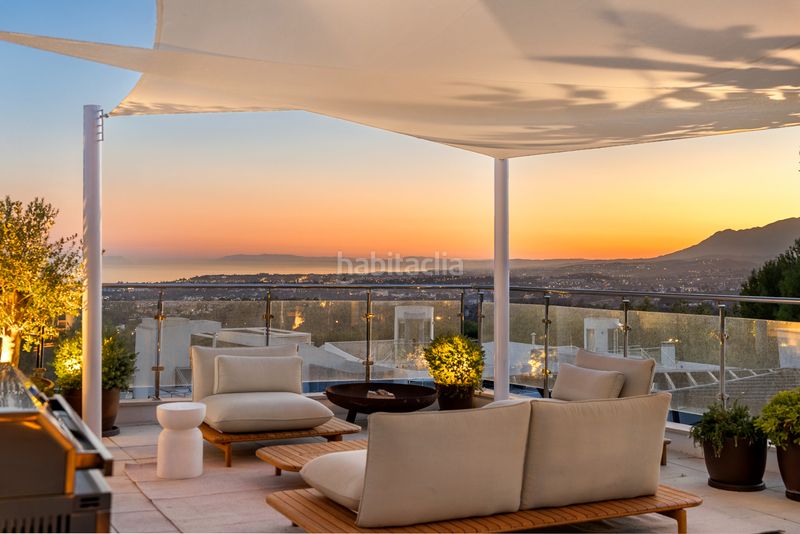 Foto ab587adf-e56f-4393-a352-c326d2ec0233. Casa aparellada amb aparcament piscina a Sierra Blanca Marbella