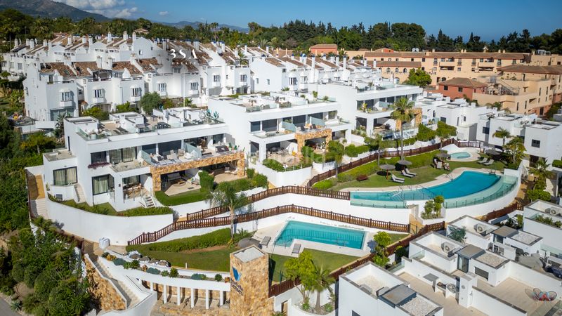 Foto ec384fd3-e068-48f5-bf62-8ab8c58917db. Casa adossada a lomas de Marbella club Marbella