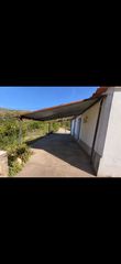 Landgut in Ojén pueblo. ¡oportunidad única! finca rústica de 2.128 m² con casa a reforma