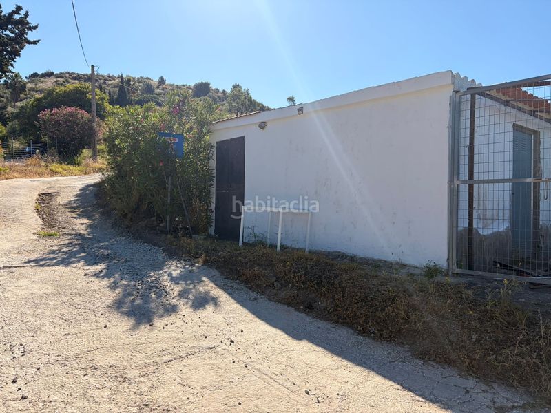 Foto 9f7594f3-8d28-490e-af46-2288e10065f7. Finca rústica a Ojén pueblo Ojén