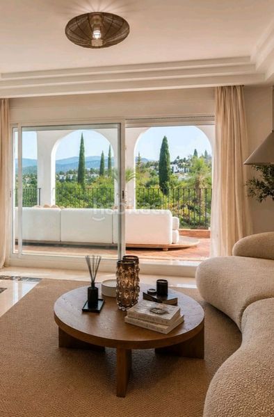 Foto 8f3a7d5a-84dc-426d-b4ce-a55f303c31ad. Penthouse in calle lago de los cisnes 181 in Nagüeles Alto Marbella