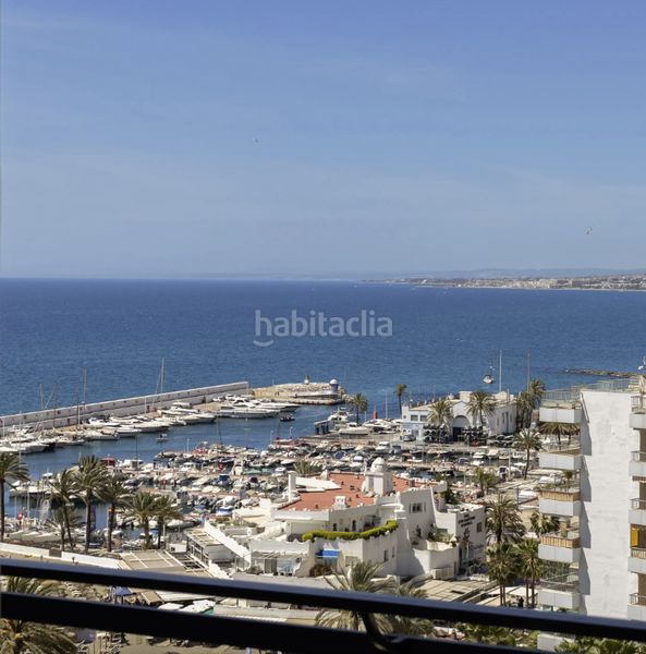 Foto 250f698a-10ae-46d2-9f27-4e0c0d2b3f43. Apartament a Playa Bajadilla - Puertos Marbella
