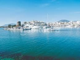 Foto 5c80c7dc-9a8a-430d-8a87-7efeffb064e8. Apartament amb aparcament piscina a Puerto Banús Marbella