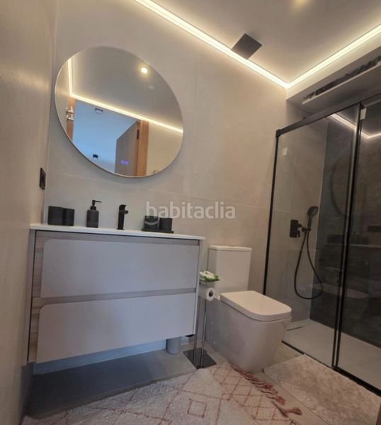 Foto f2392bac-50c4-4d6f-91b4-c7cbfa1f0eca. Apartament amb aparcament piscina a Puerto Banús Marbella