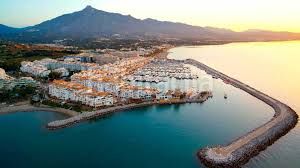 Foto f7a97d21-4e29-48e1-8434-9444c49acff8. Apartament amb aparcament piscina a Puerto Banús Marbella