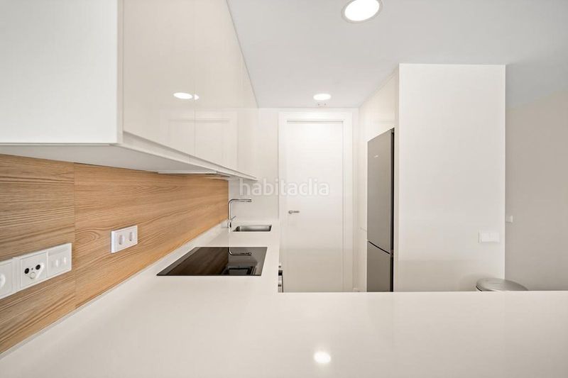 Foto 7439db56-8a37-4755-9553-79725e0a508c. Apartament amb aparcament piscina a El Velerín Estepona