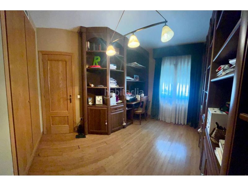Foto 2ecdaa58-fd99-40f8-88ab-66e02b2066ef. Semi detached house in calle carlos saura 58 in Parque Manuel de Vega-Carretera de Ugena Illescas