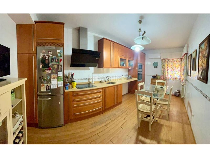 Foto a608079b-4267-4d5d-bca9-32e49a31595b. Semi detached house in calle carlos saura 58 in Parque Manuel de Vega-Carretera de Ugena Illescas