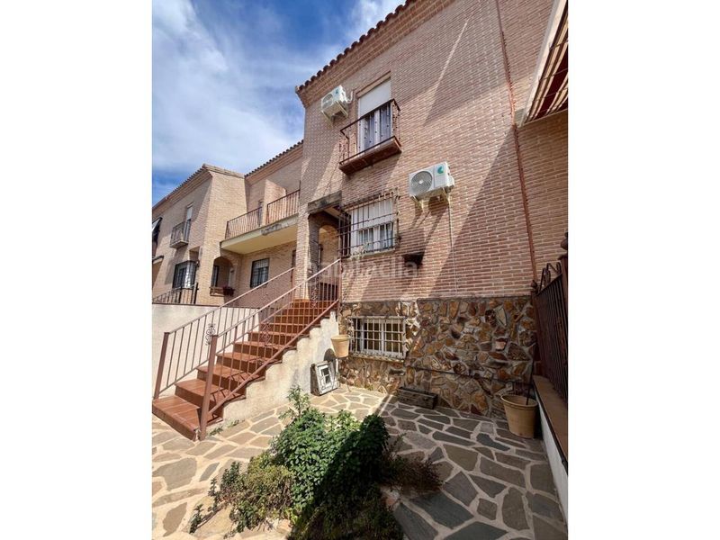 Foto a898eac9-b1e0-457b-bf68-594d15f97dc3. Semi detached house in calle carlos saura 58 in Parque Manuel de Vega-Carretera de Ugena Illescas