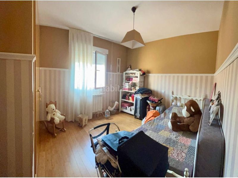 Foto ec4dc042-1f78-4686-b9f0-1b007d78a581. Semi detached house in calle carlos saura 58 in Parque Manuel de Vega-Carretera de Ugena Illescas