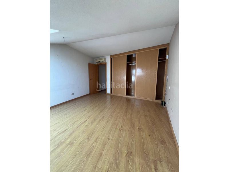 Foto 0501a4f6-9129-4538-ba3b-3378698b6936. Dúplex a calle vicente morales 8 a Bargas