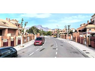 Casa adossada a Calle mar mediterrani 46. Oportunidad