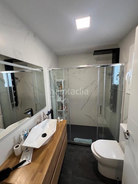 Foto 1c19e34d-655d-42d0-a886-2b7babac317e. Pis a carrer arquitecte gaudí 26 a Centre Roses