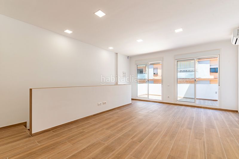 Foto dd1570f9-26d7-46c1-b85e-4b3e9f8c7e0d. Casa amb calefacció a Vilamarina Viladecans