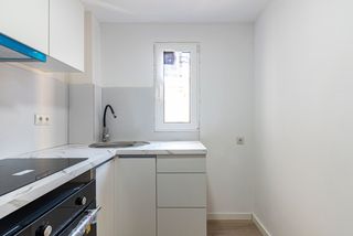 Flat in Carrer de nàpols 29. Piso completamente reformado a estrenar – 3 habitaciones  se ven