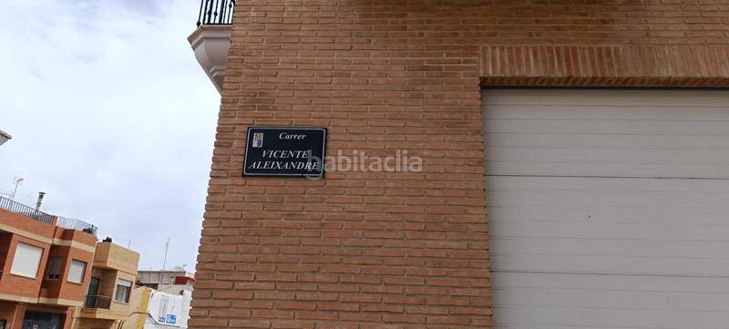 Foto c1a4162f-2fea-425a-a0cd-4616b9a1b5cd. Aparcament cotxe a carrer vicent aleixandre 2 a Puçol ciudad Puçol