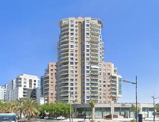 Pis a Carrer de les barraques del figuero 1. Edificio emblemático, piscina y gimnasio, vistas al mar y ciudad