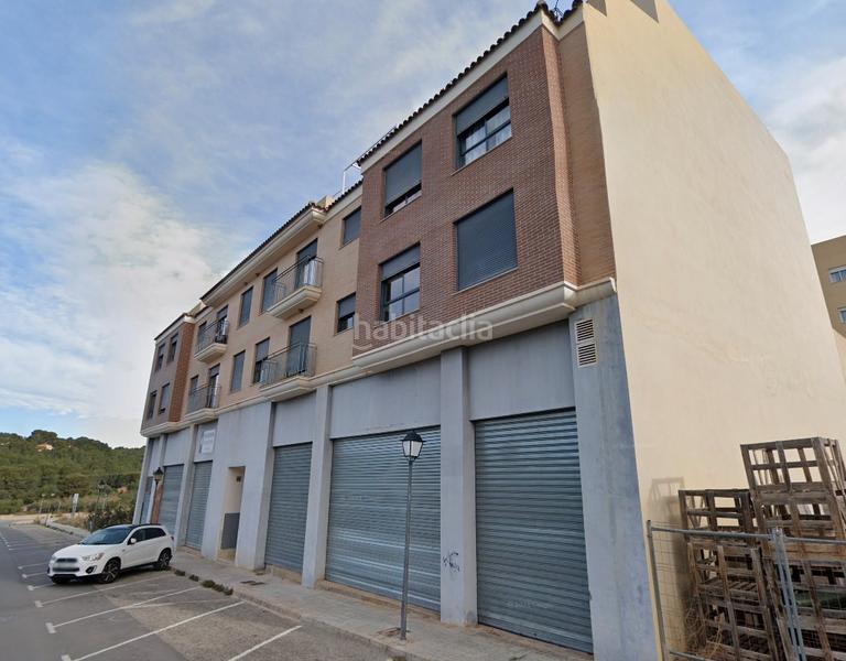 Foto 462e0f6c-f535-41e2-ba05-65bab14469be. Local comercial en carrer alt palància 4 magnífico local . en Náquera