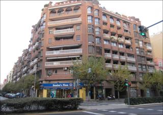 Aparcament de moto a Avinguda del doctor peset aleixandre 66. Magnífica plaza de moto en torrefiel.