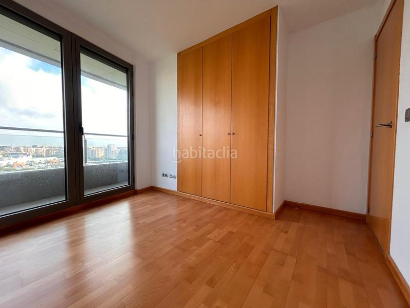 Foto d33103f9-73f1-43fc-98a2-3ecd79b4e346. Appartement avec chauffage parking dans La Constitución-Canaleta Mislata