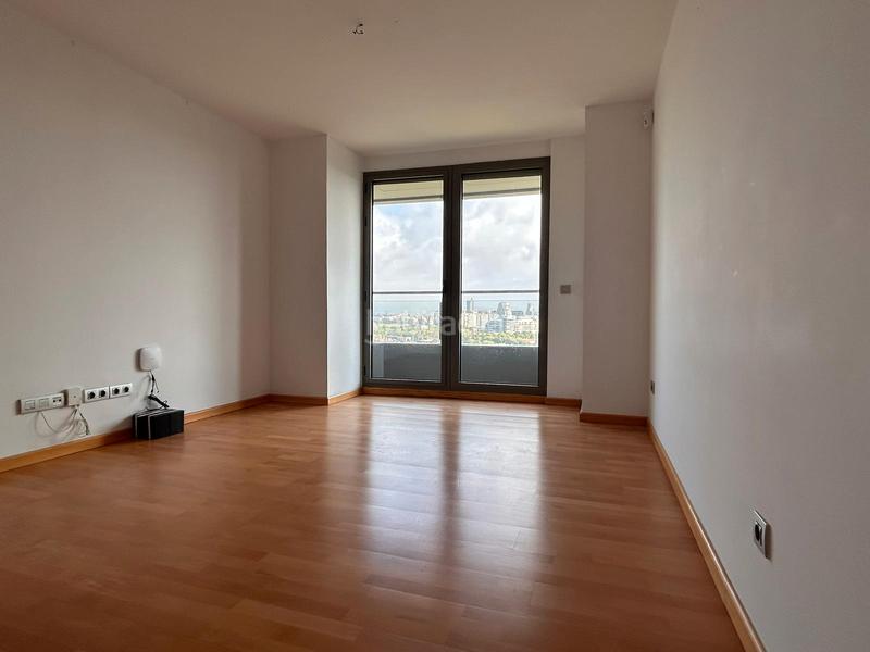 Foto 6de7bf0d-f858-44ad-89e9-7a12e25df203. Piso en La Constitución-Canaleta Mislata