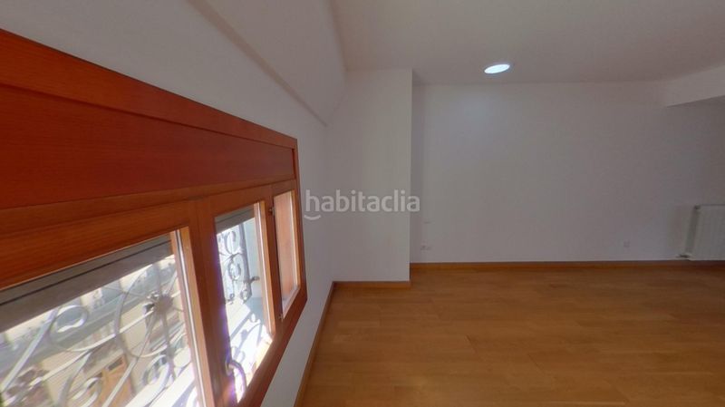 Foto 26588869-71c2-4583-b829-06844781d72a. Àtic amb calefacció aparcament a Russafa Valencia