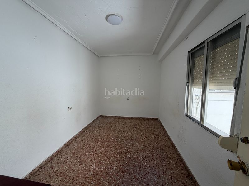 Foto f69ae020-ce61-4e4e-beee-0b05d93f336a. Pis a Barrio Benicalap Valencia