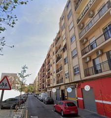 Pis  Carrer del pintor joan baptista porcar 19. Magnífica vivienda en torrefiel.